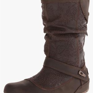 Merrell pull boots